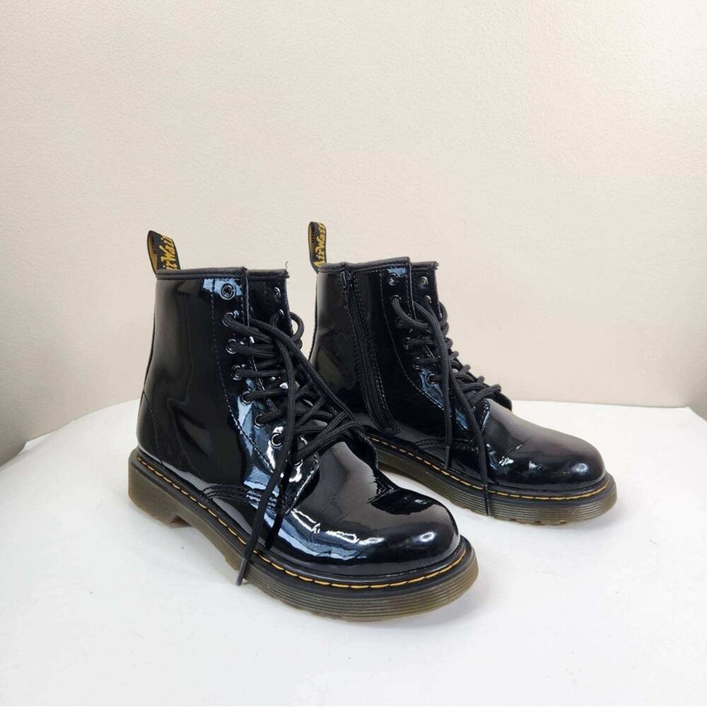Dr. Martens Boots Womens 5 Black Patent Leather Lace Up Combat 1460